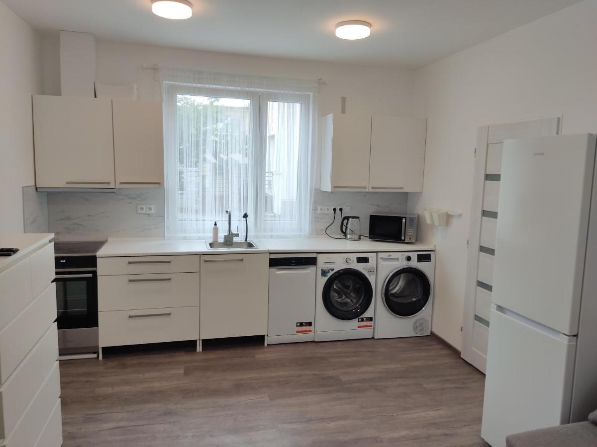 Angel Apartman Nove Mesto nad Metuji Luaran gambar