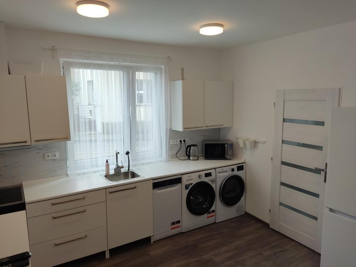 Angel Apartman Nove Mesto nad Metuji Luaran gambar
