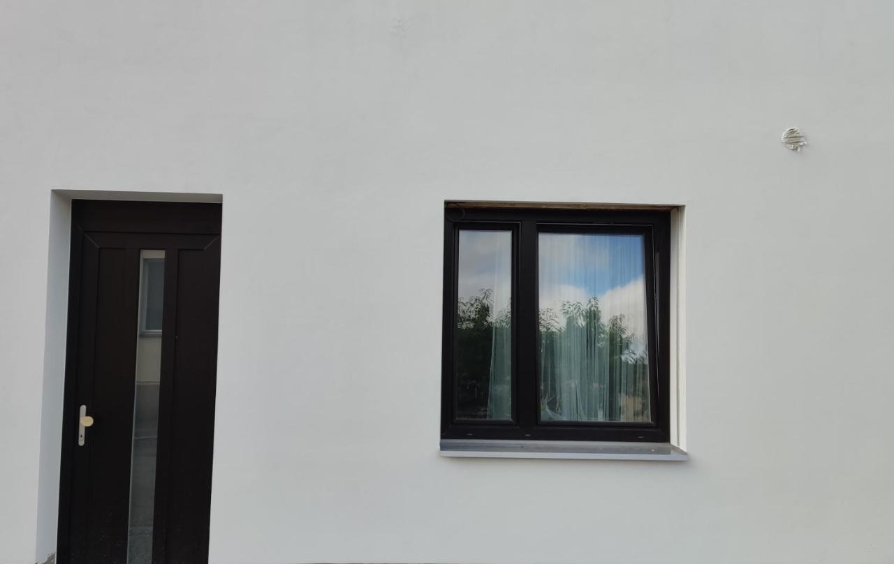 Angel Apartman Nove Mesto nad Metuji Luaran gambar